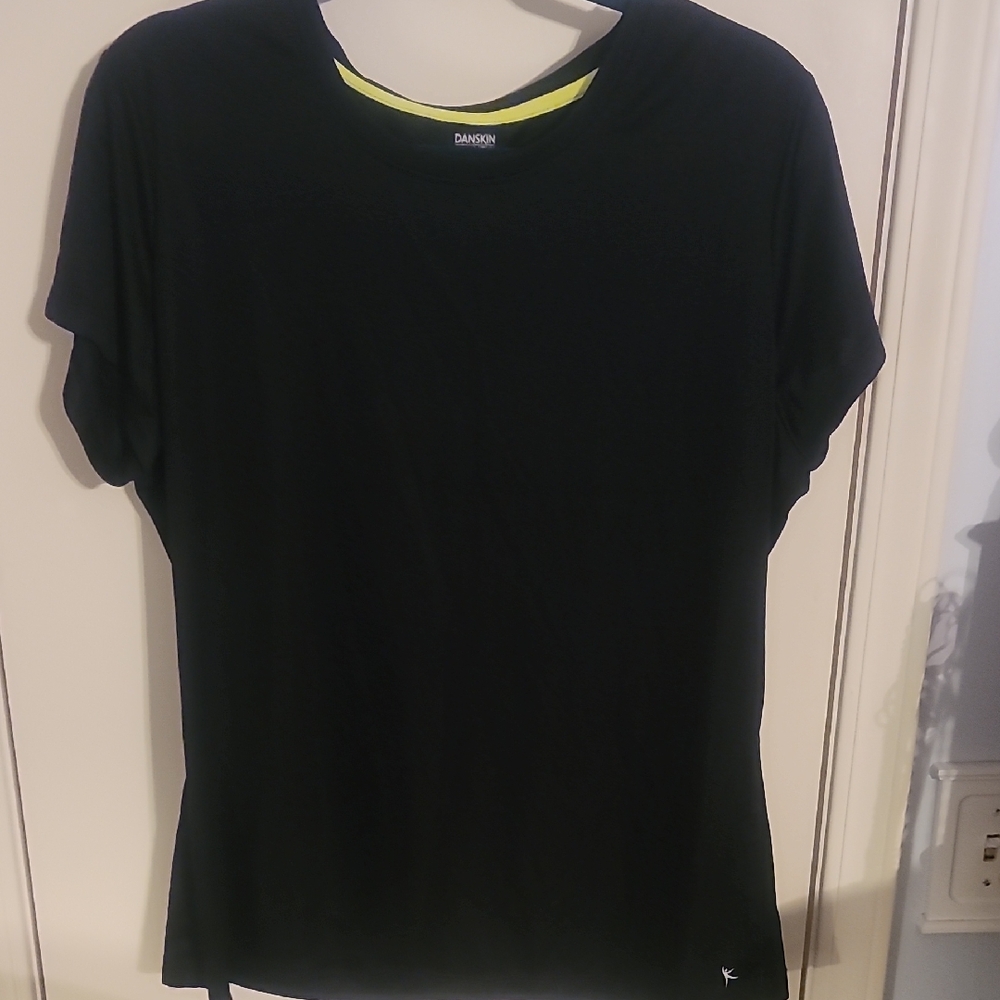 Danskin Now Black Short Sleeve Tee